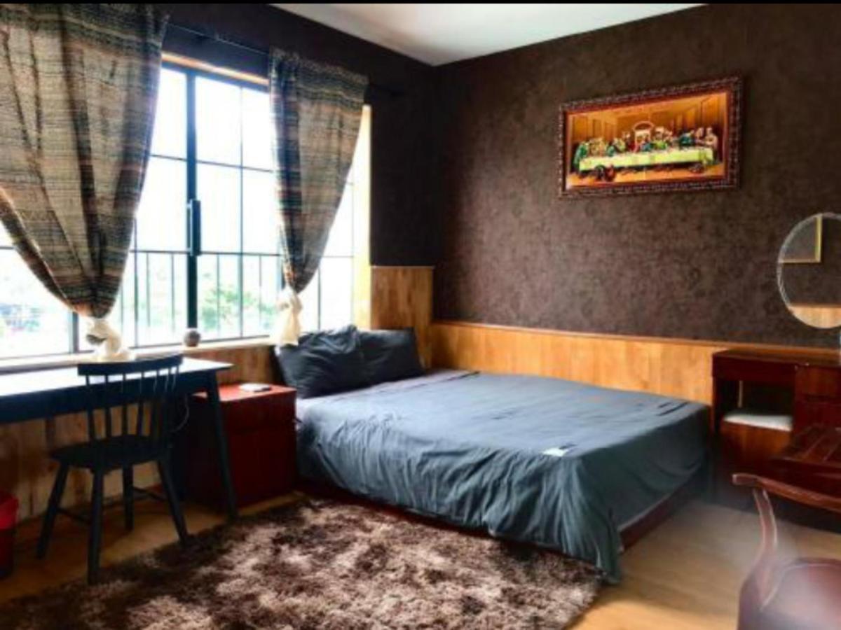 Con Son Island Home Chi Khu Co Ong Екстериор снимка